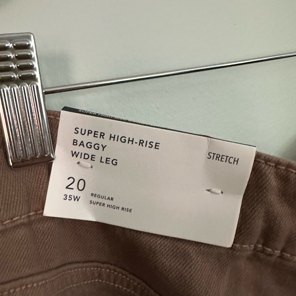 NWT American Eagle dreamy woven Baggy utility pants - Picture 6 of 7